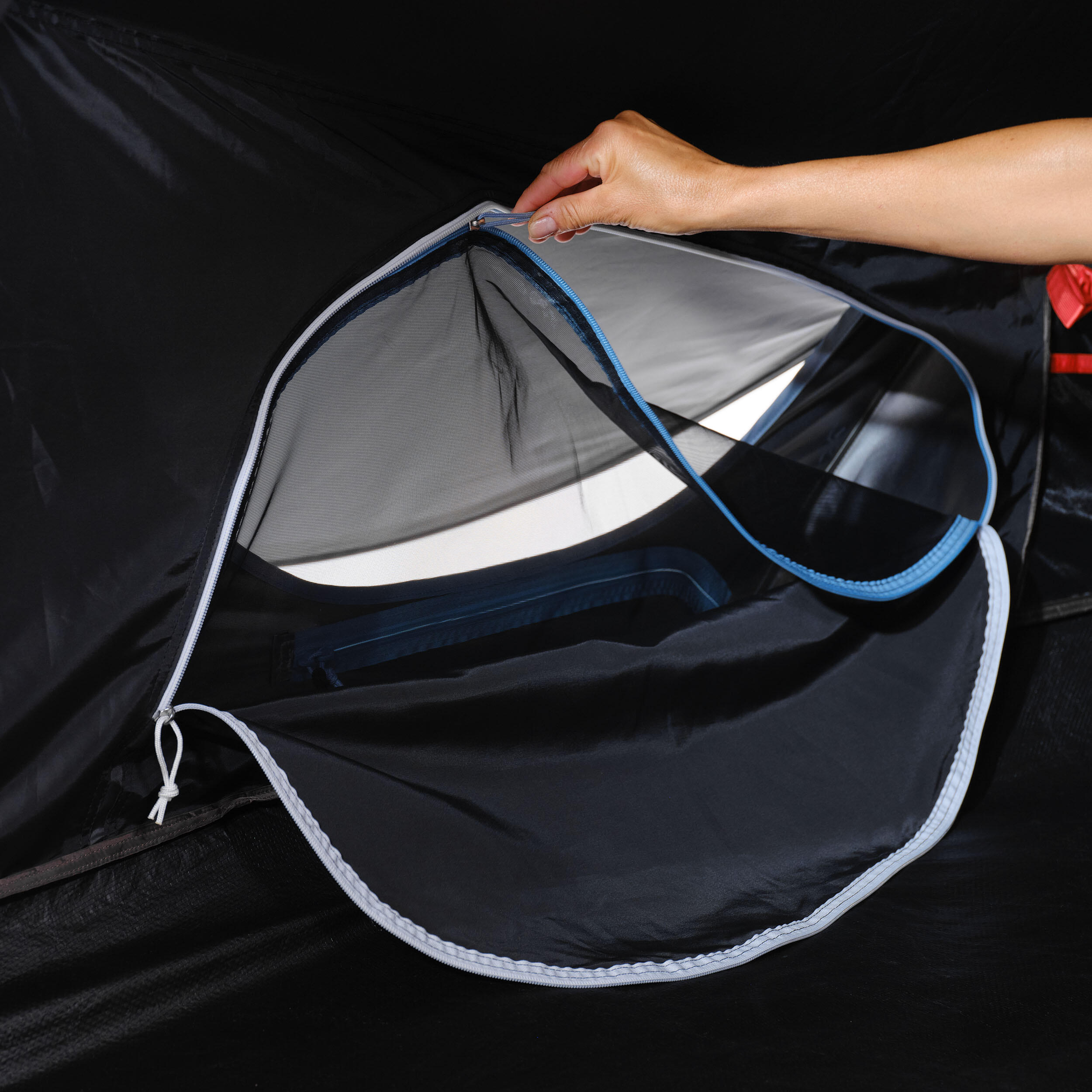 چادر کمپینگ 2 نفره 2 ثانیه Fresh&Black - QUECHUA